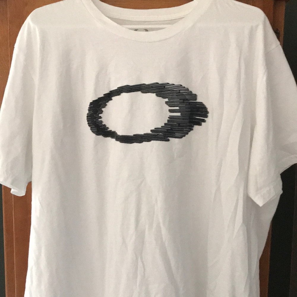 💎MENS EXCELLENT CONDITION 2XL, “Oakley” shirt